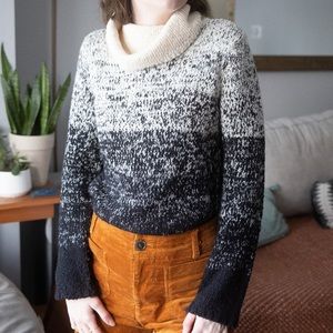 New York & Company Sweater